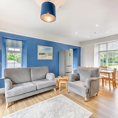 Holiday home Kent View Lindale